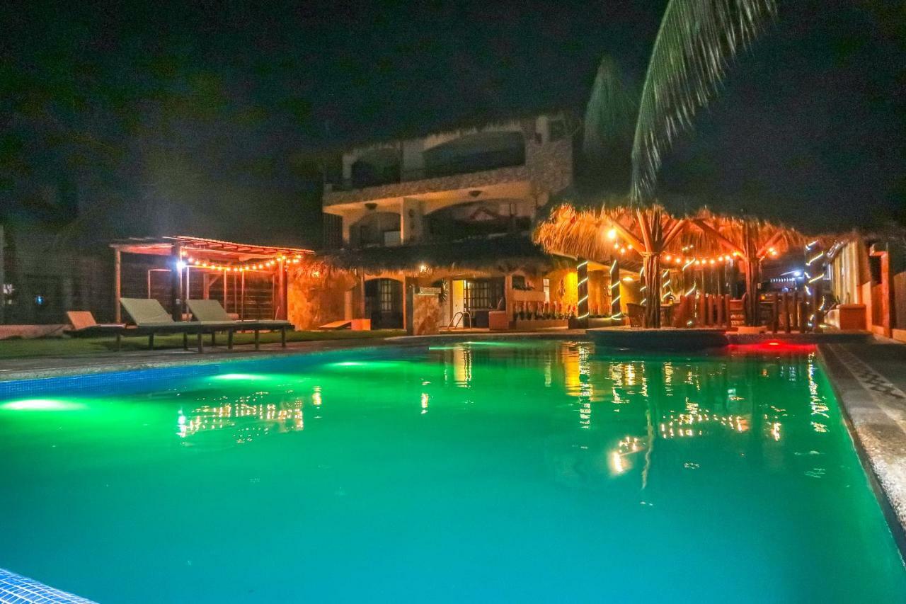 Hotel Villas Punta Blanca Zihuatanejo Dış mekan fotoğraf